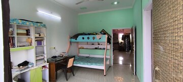 Bedroom in 3 BHK Builder Floor at Palam Vihar – for Sale