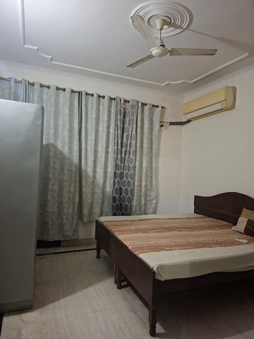 Bedroom in 3 BHK Builder Floor at Sector 22b – for Rent