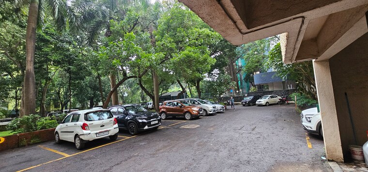  Parking, godrej-regency-park 2.5 Bedroom 1470 Sq.Ft. Apartment In Manpada Thane 9214031