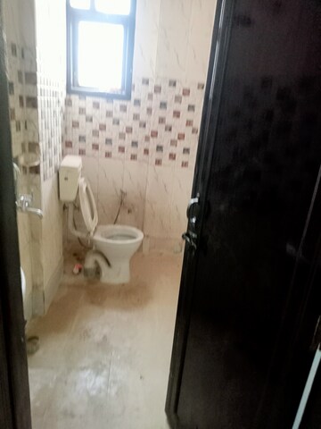Bathroom in 1 BHK Builder Floor at Neb Sarai – for Rent