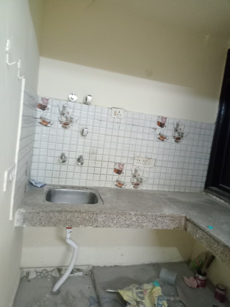 Bathroom, neb sarai 1 Bedroom 400 Sq.Ft. Builder Floor In Neb Sarai Delhi 9214034