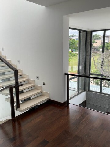 Staircase in 4 BHK Villa at Prestige Golfshire, Nandi Hills – for Rent