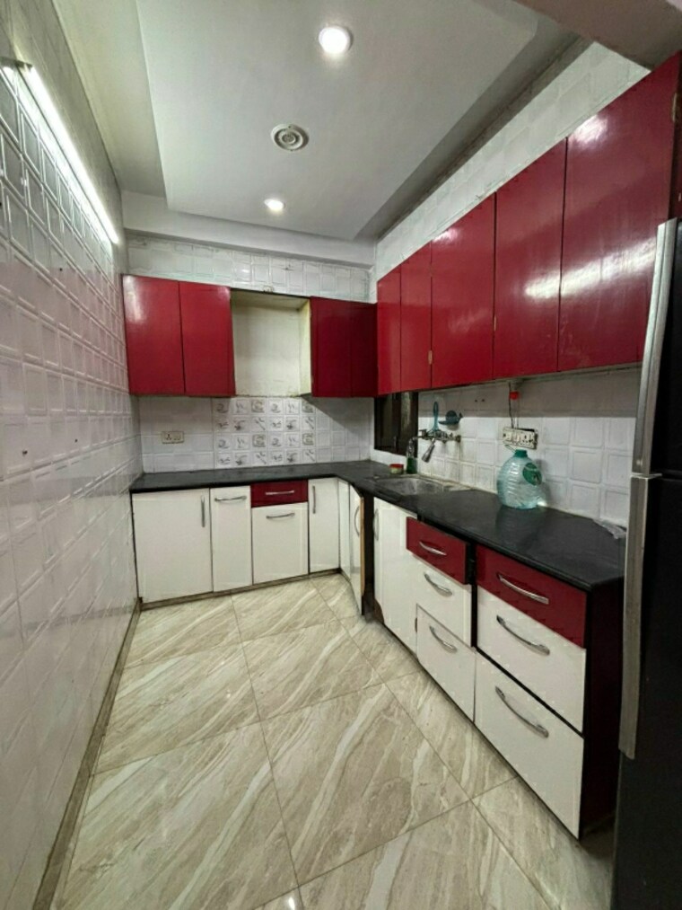 Kitchen, ramesh nagar 1.5 Bedroom 700 Sq.Ft. Builder Floor In Ramesh Nagar Delhi 9214051