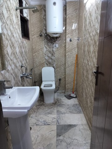 Bathroom in 2 BHK Builder Floor at Neb Sarai – for Rent