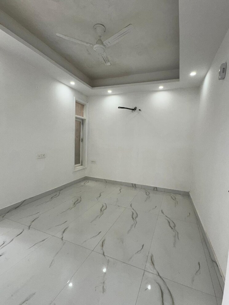 Room, neb sarai 2 Bedroom 800 Sq.Ft. Builder Floor In Neb Sarai Delhi 9214057