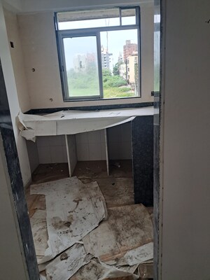 Furnished Amenities in 1 BHK Apartment at MPCHFLS Galaxy Heights, Malad West – for Sale