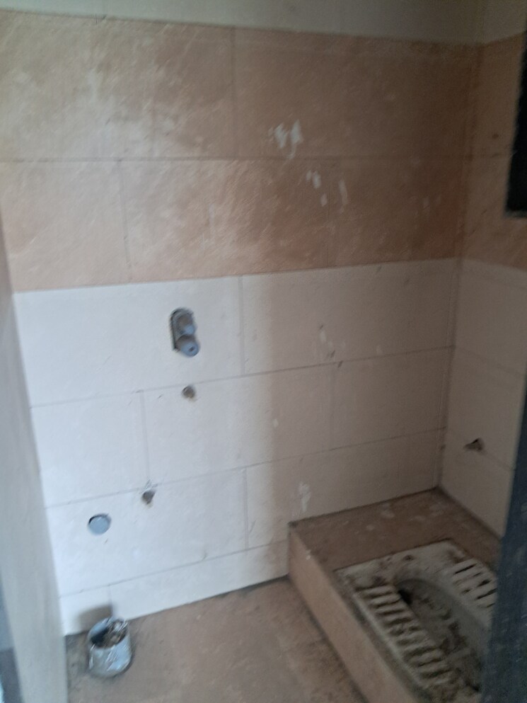 Bathroom, mpchfls-galaxy-heights 1 Bedroom 354 Sq.Ft. Apartment In Malad West Mumbai 9214060