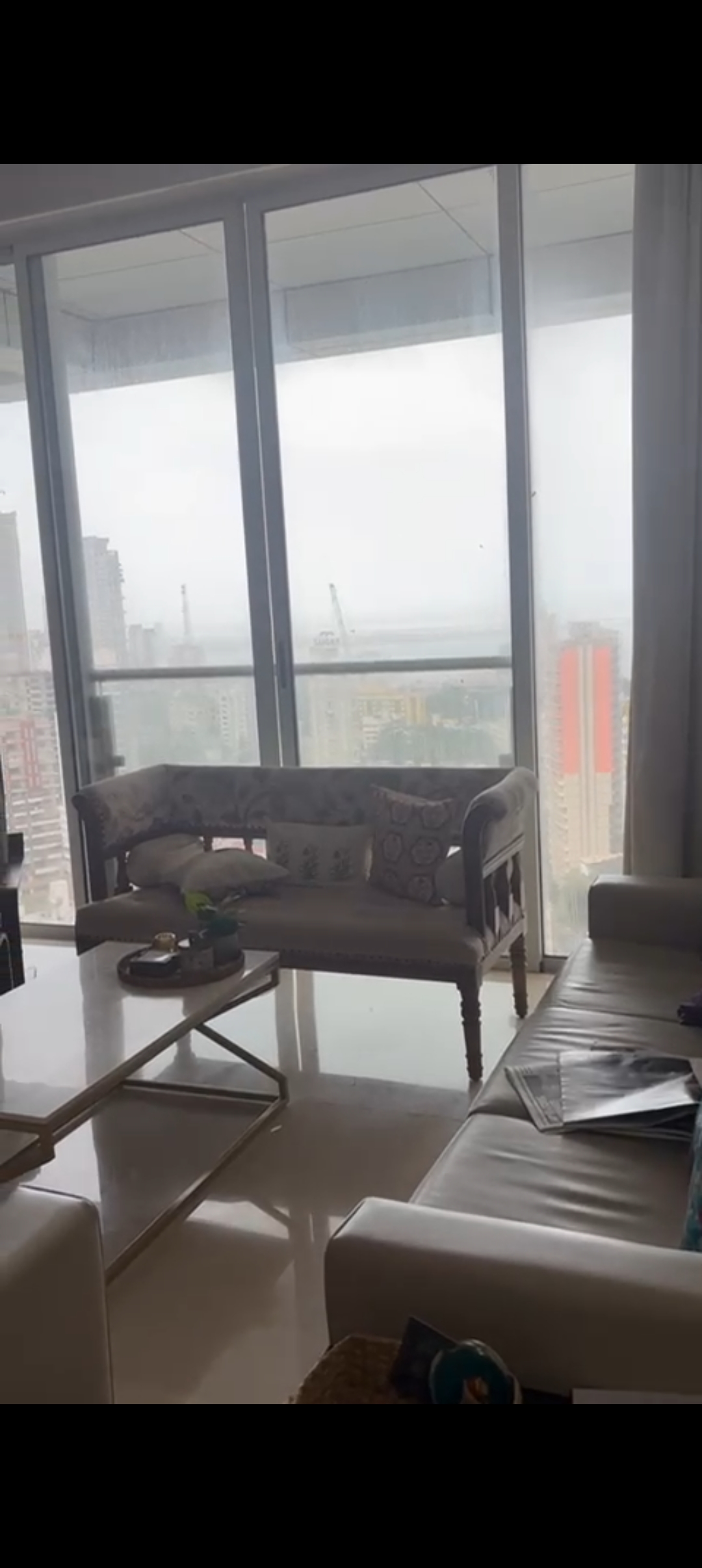 3 BHK + Extra Room 1350 Sq.Ft. Apartment in Kohinoor Square Altissimo