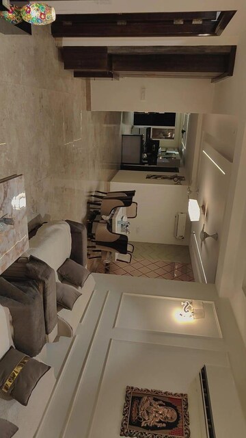 Team Area in 4 BHK Builder Floor at Eros Rosewood Villas, Sector 50 – for Rent