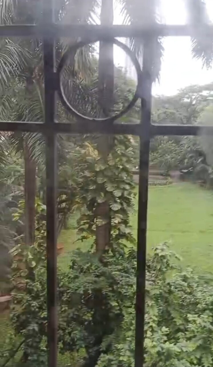 Garden, kores-tower 2 Bedroom 950 Sq.Ft. Apartment In Vartak Nagar Thane 9214077