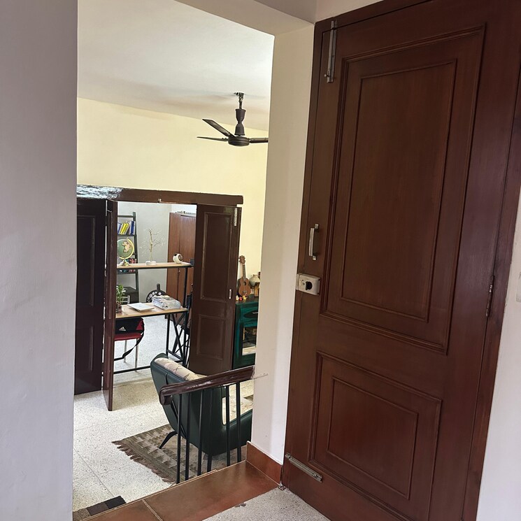 Living Room, sarvapriya vihar 2.5 Bedroom 1500 Sq.Ft. Builder Floor In Sarvapriya Vihar Delhi 9214102