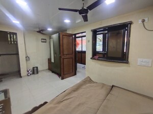 Living Room in 1 RK Independent House at Powai – for Rent