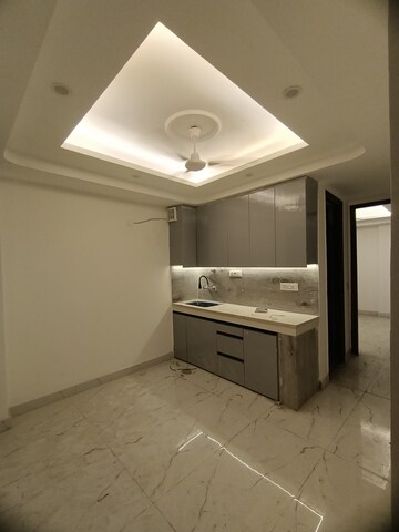 Kitchen in 1.5 BHK Builder Floor at Neb Sarai – for Sale