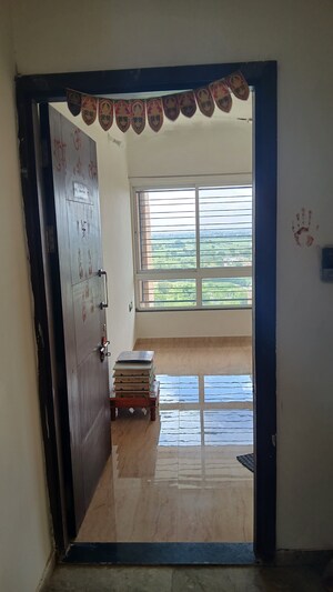 Room in 2 BHK Apartment at VTP Beaumonde, Kharadi – for Rent