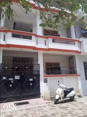 4 BHK Independent House For Sale in Jankipuram