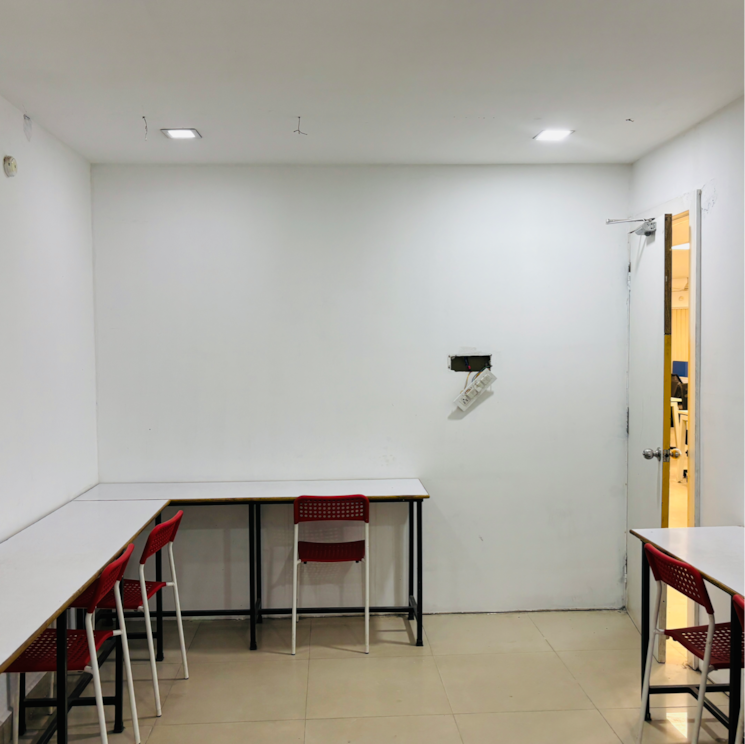 Room, madhapur Commercial Office Space 4400 Sq.Ft. In Madhapur Hyderabad 9214142