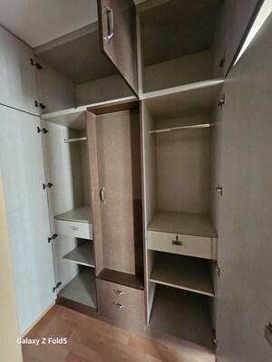 Furnished Amenities in 3.5 BHK Apartment at Mahindra Lifespaces Chloris, Sector 19 – for Rent