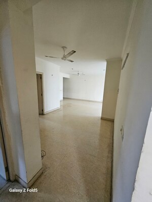 Building Lobby in 3.5 BHK Apartment at Mahindra Lifespaces Chloris, Sector 19 – for Rent