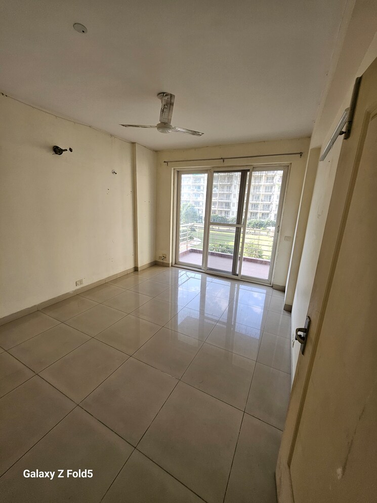 Balcony, mahindra-lifespaces-chloris 3.5 Bedroom 2500 Sq.Ft. Apartment In Sector 19 Faridabad 9214144