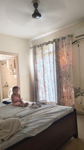 Bedroom in 2 BHK Apartment at Exotica Dreamville, Sector 16c Greater Noida – for Rent
