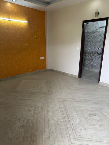 3 BHK Apartment For Rent in Anuradha Apartments CGHS, Paschim Vihar