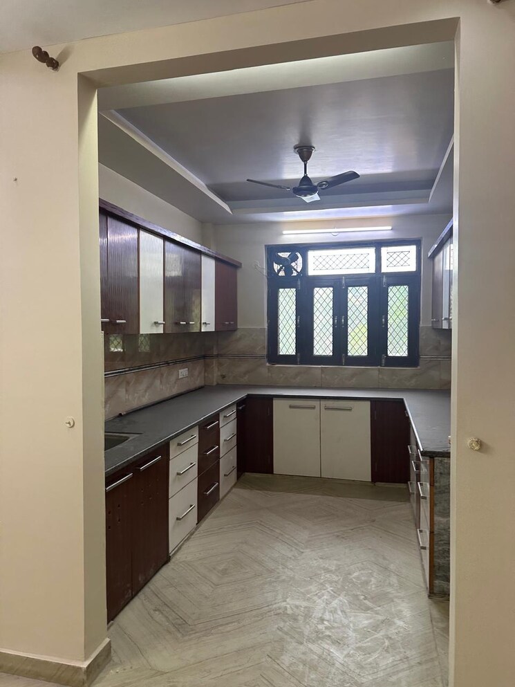 Kitchen, anuradha-apartments-cghs 3 Bedroom 1250 Sq.Ft. Apartment In Paschim Vihar Delhi 9214157