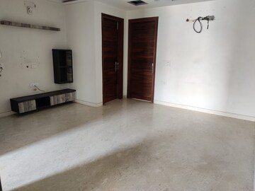 Room in 3 BHK Builder Floor at Shubh Niketan Apartments, Paschim Vihar – for Rent