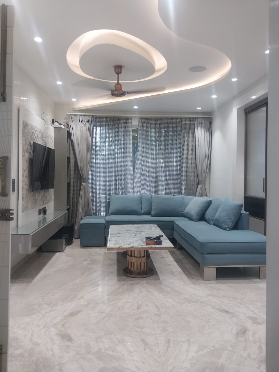 2.5 BHK Apartment For Rent in Navbharat Apartments