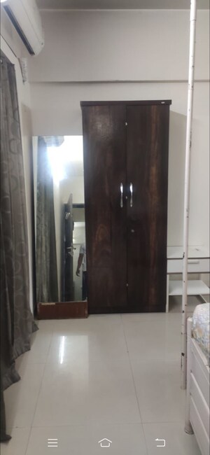 Room in 1 BHK Apartment at Wadhwa Elite, Kolshet Road – for Rent