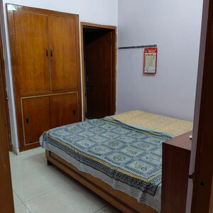 Bedroom in 2 BHK Independent House at Gomti Nagar – for Rent