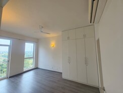 4 BHK + Servant Room Apartment For Sale in Ireo The Corridors