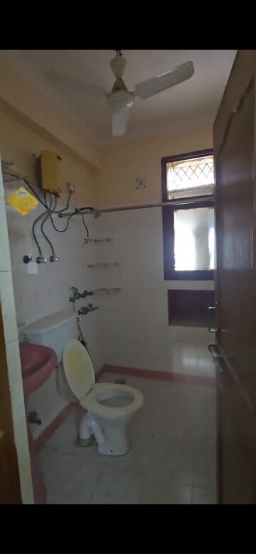 Bathroom in 2 BHK Apartment at Bhagirathi Apartment, Sector 62 – for Rent