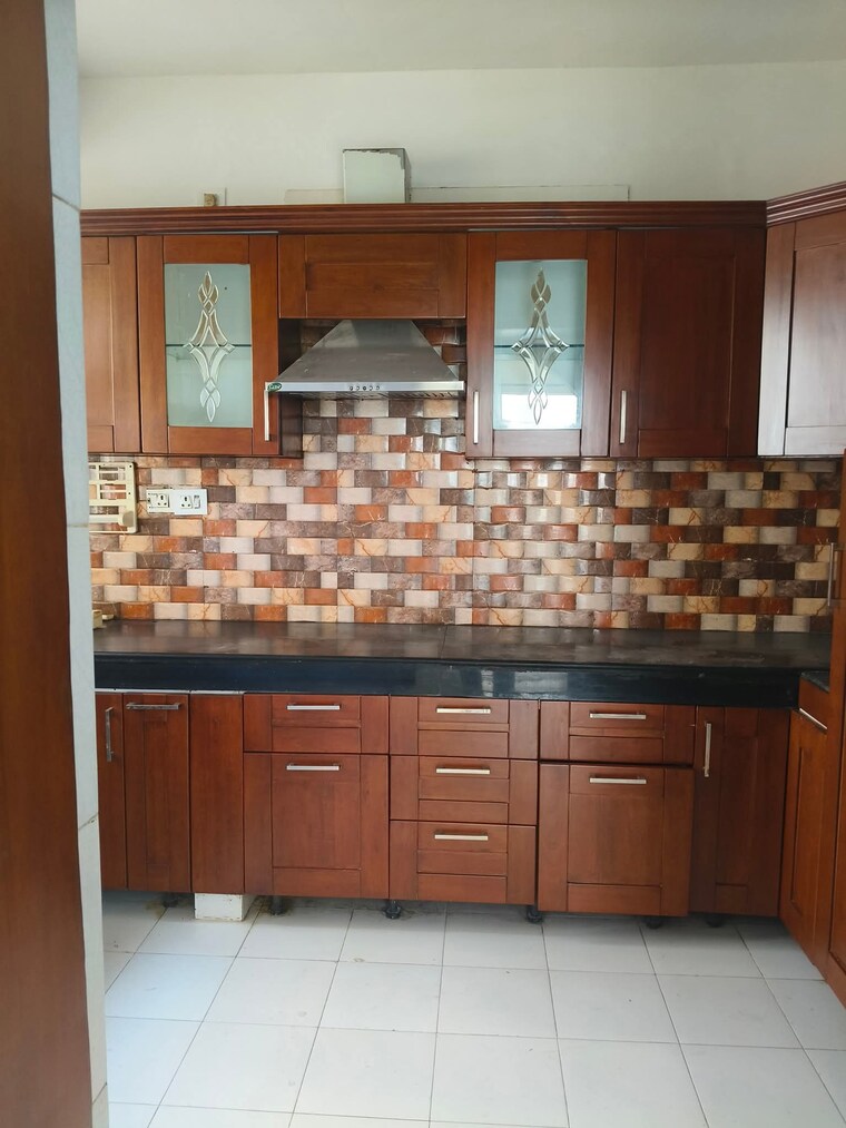 Kitchen, orchid-petals 3 Bedroom 1805 Sq.Ft. Apartment In Sector 49 Gurgaon 9214194