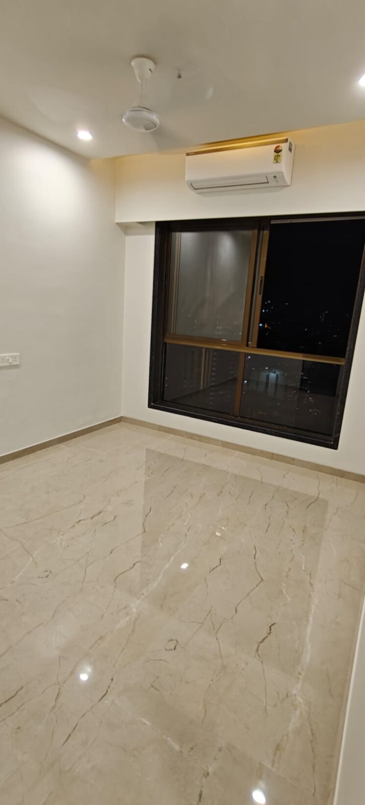 Room, golden-ferns-apartment 3 Bedroom 1250 Sq.Ft. Apartment In Bandra West Mumbai 9214205