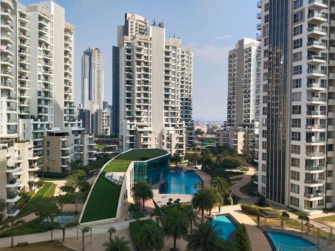 4 BHK + Servant Room Apartment For Sale in M3M Merlin