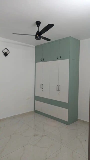 Room in 3 BHK Apartment at Trendsquares Ambience, Thanisandra Main Road – for Rent