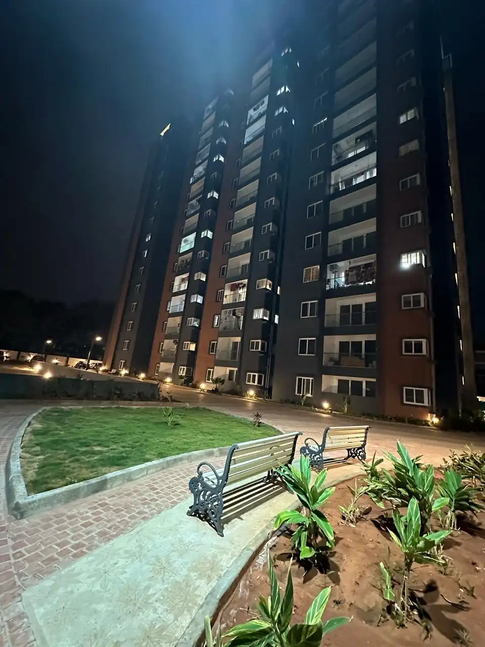 3 BHK 1550 Sq.Ft. Apartment in Trendsquares Ambience