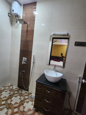 Bathroom in 3 BHK Apartment at Vaishali Sector 5 – for Rent