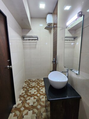 Bathroom in 3 BHK Apartment at Vaishali Sector 5 – for Rent