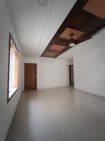 Room in 4 BHK Villa at Tellapur – for Sale