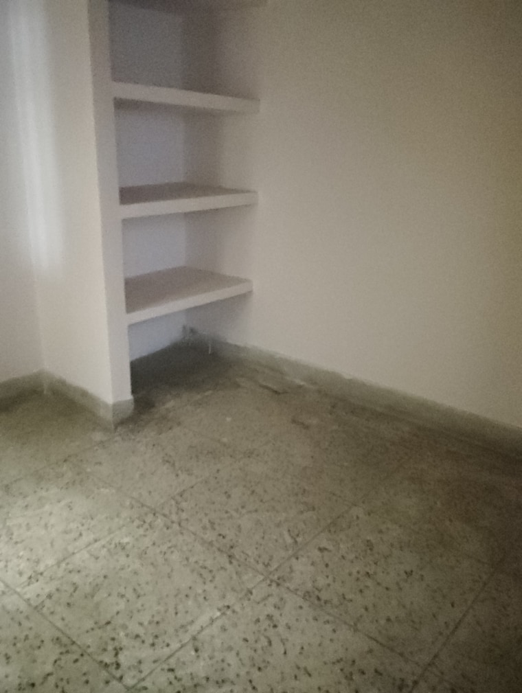 Room, vikas nagar 3 Bedroom 1450 Sq.Ft. Independent House In Vikas Nagar Lucknow 9214254