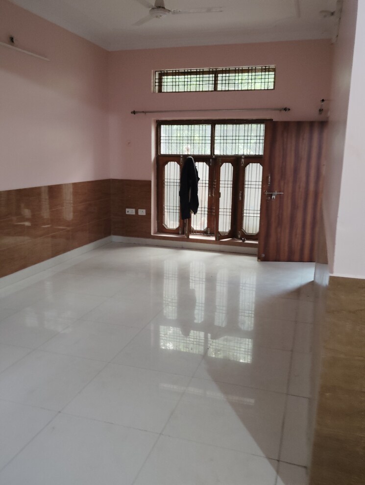 Room, jankipuram vistar 2 Bedroom 1250 Sq.Ft. Independent House In Jankipuram Vistar Lucknow 9214301