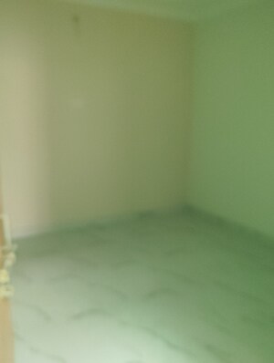 Room in 2 BHK Independent House at Jankipuram Vistar – for Sale