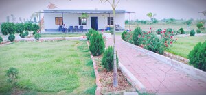  Plot – Garden View at Jankipuram Vistar - for Sale