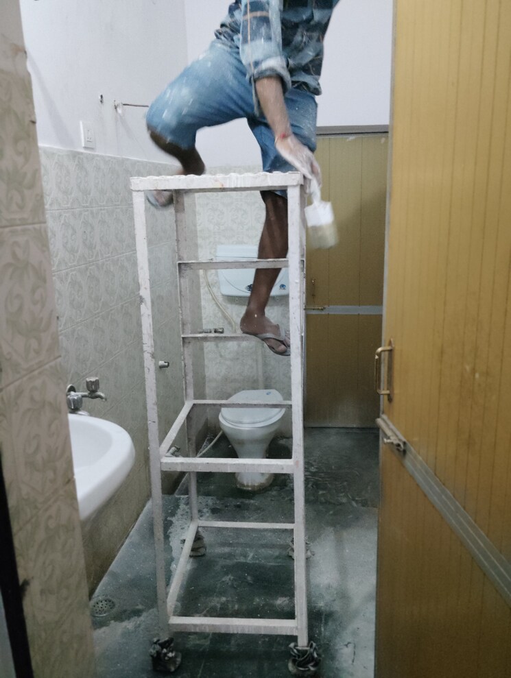 Bathroom, jankipuram 2 Bedroom 2400 Sq.Ft. Independent House In Jankipuram Lucknow 9214343