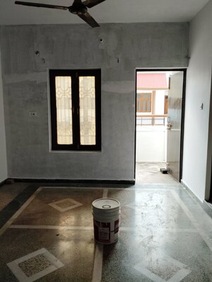 Room in 2 BHK Independent House at Jankipuram – for Rent