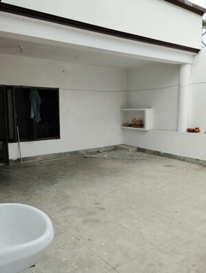 Building Lobby in 2 BHK Independent House at Jankipuram – for Rent