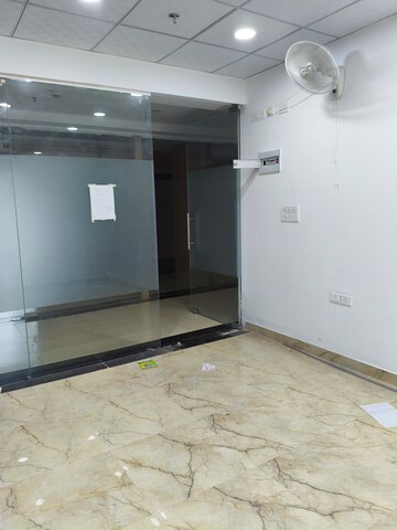 3 BHK Apartment For Rent in Amrapali Crystal Homes, Sector 76