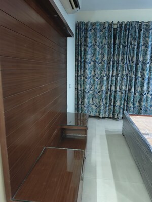 Balcony in 3.5 BHK Apartment at Emerald Green, Sector 52 – for Rent