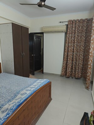 Bedroom in 3.5 BHK Apartment at Emerald Green, Sector 52 – for Rent